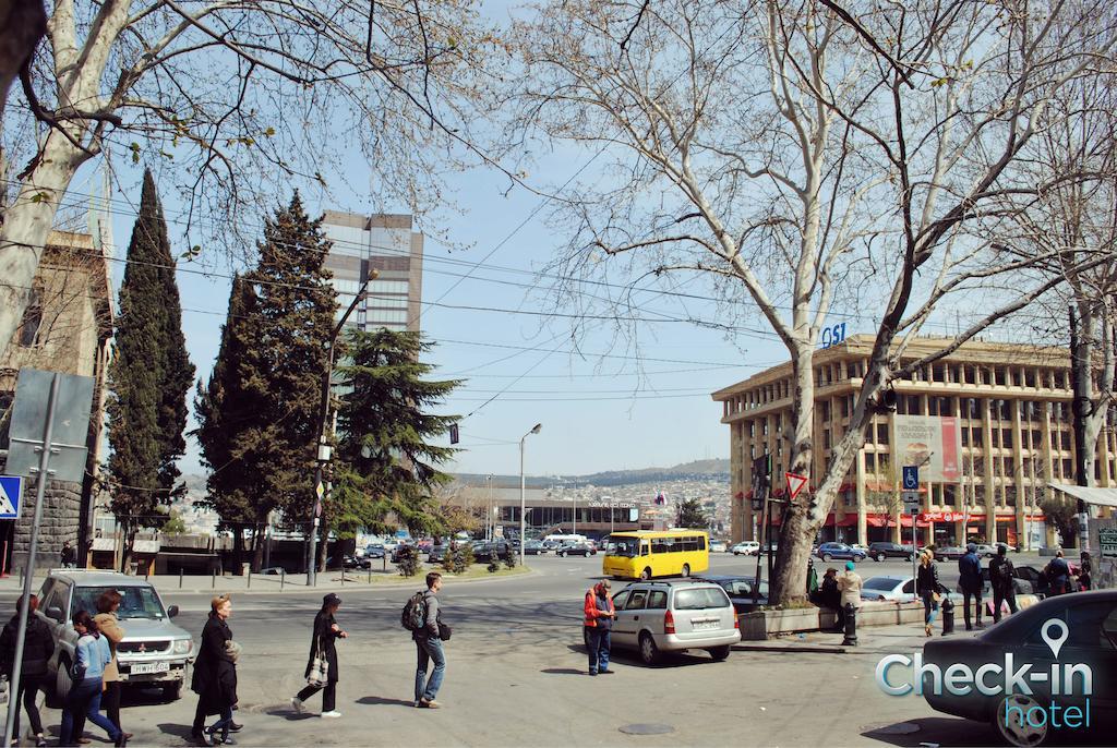 Check-In Hotel Tbilisi Exterior foto